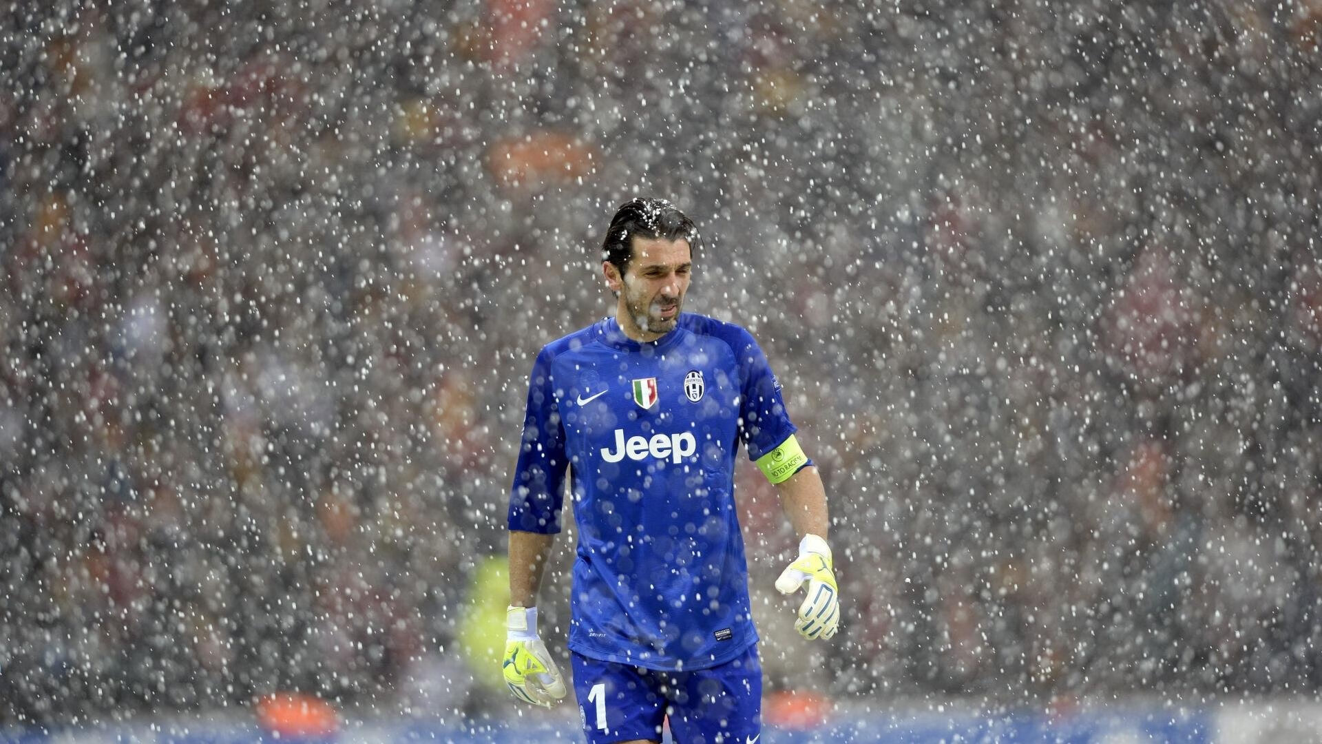 法甲赛季末期,争冠格局逐步明朗,法甲赛制